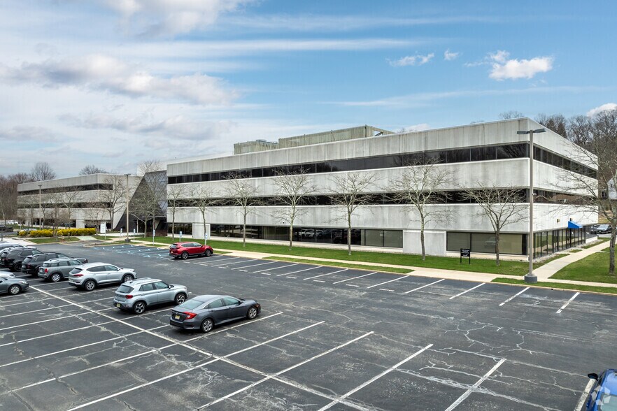 Primary Photo Of 100 Southgate Pky, Morristown Office For Lease