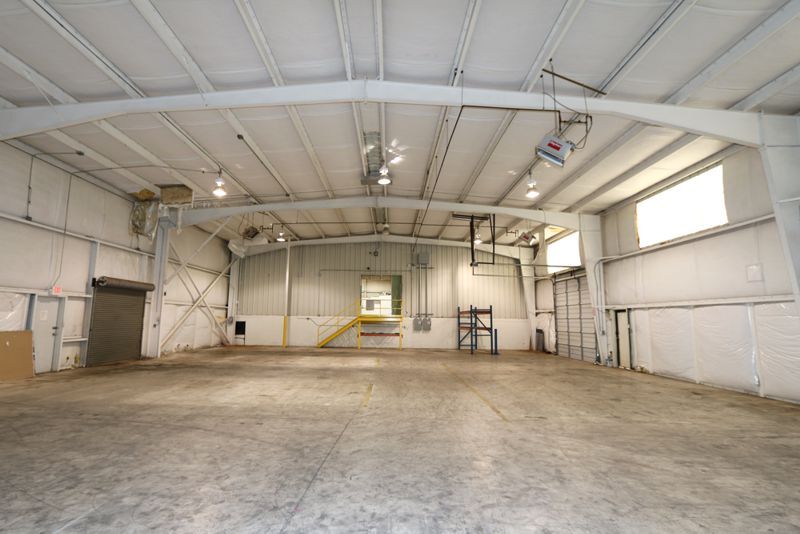 More Photos Of 3271 Brushy Creek Rd, Greer Warehouse For Lease