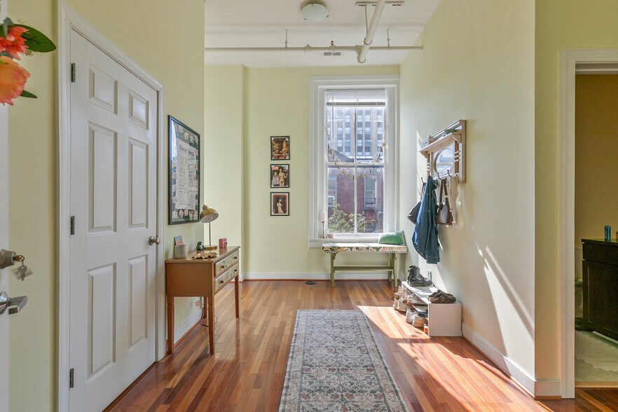 More Photos Of 119-123 E Broad St, Richmond Apartments For Sale