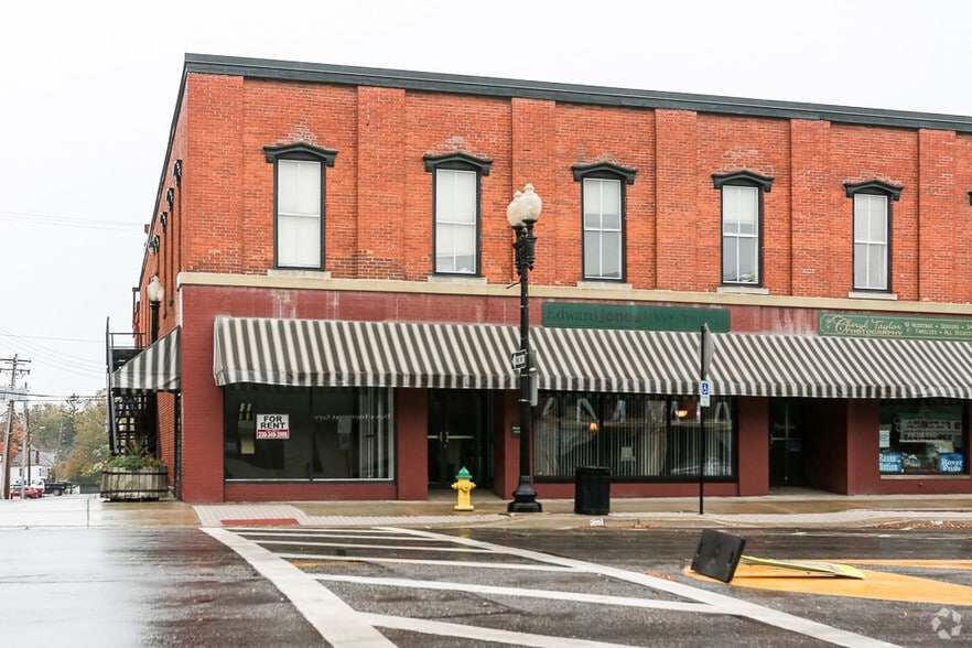 More Photos Of 121-127 E Main St, Ravenna Storefront Retail Office For Sale