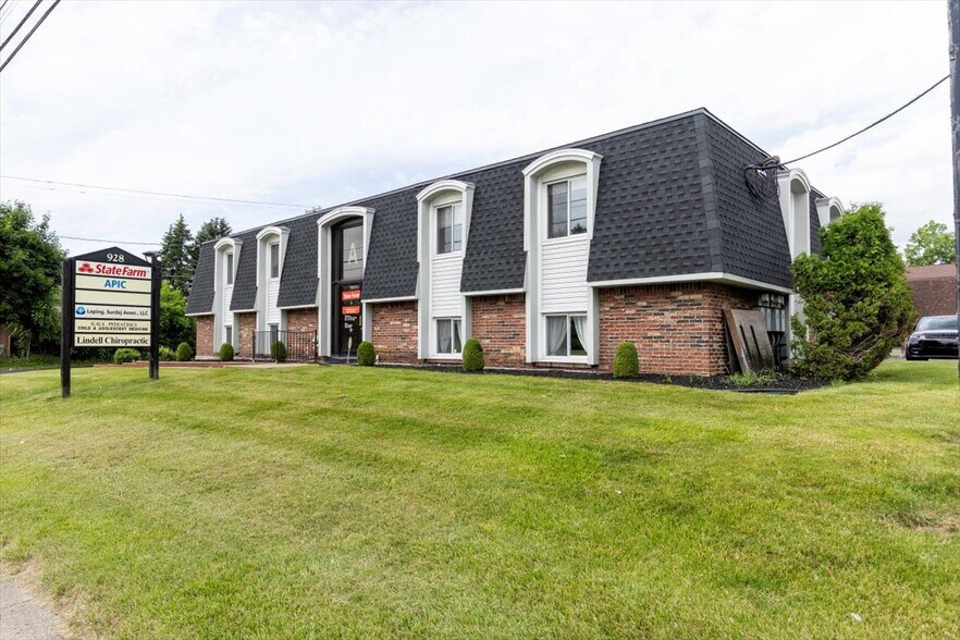 More Photos Of 932 French Rd, Cheektowaga Office For Sale