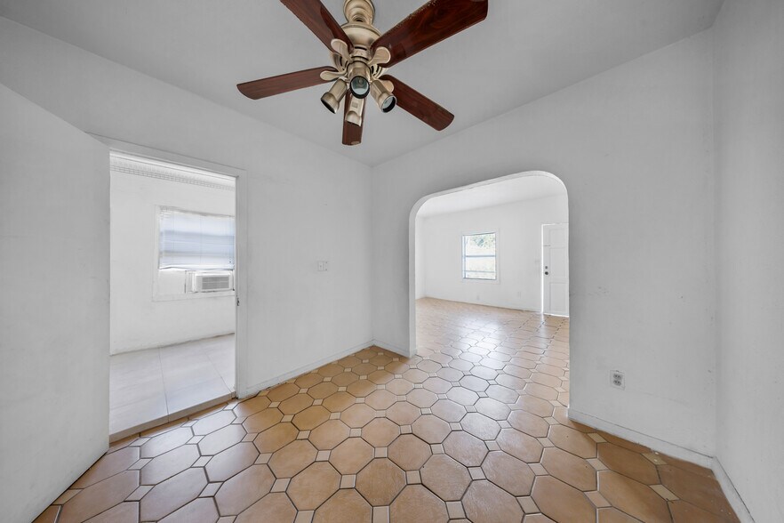 More Photos Of 2728 Sw 3rd St, Miami Multifamily For Sale
