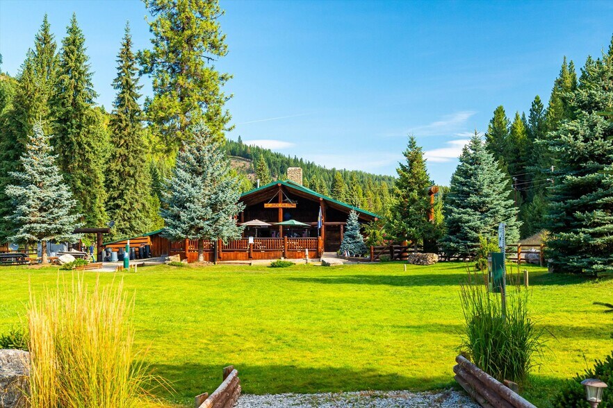 More Photos Of 7000 Graves Creek Rd, Lolo Bar For Sale