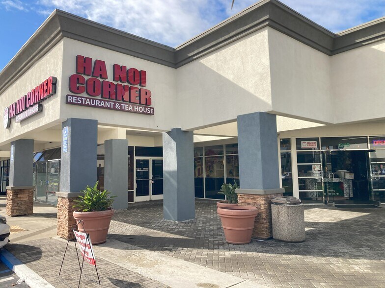 More Photos Of 12085 Brookhurst St, Garden Grove Unknown For Lease