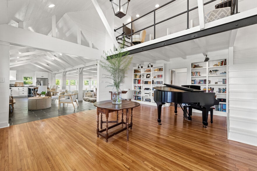 More Photos Of 1601 Highway 357, Opelousas Specialty For Sale