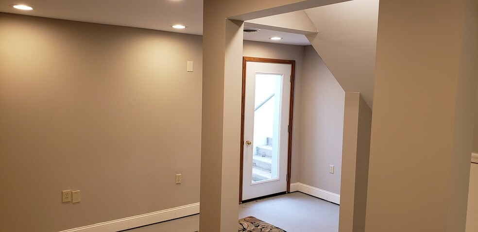 More Photos Of 124 John Robert Thomas Dr, Exton Loft Creative Space For Lease