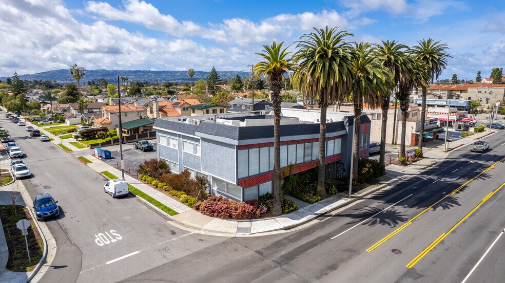 More Photos Of 2008 W Carson St, Torrance Medical For Sale