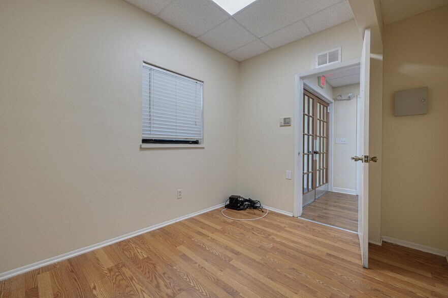 More Photos Of 220 Scotland St, Dunedin Healthcare For Lease