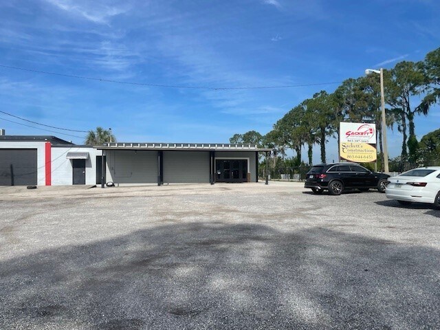 More Photos Of 350 W Brannen Rd, Lakeland Manufacturing For Sale