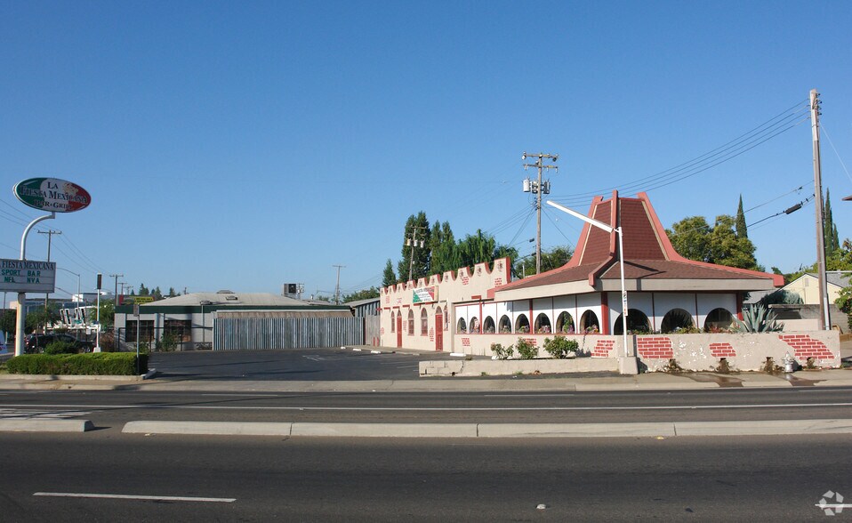 More Photos Of 6438 Elvas Ave, Sacramento Restaurant For Sale