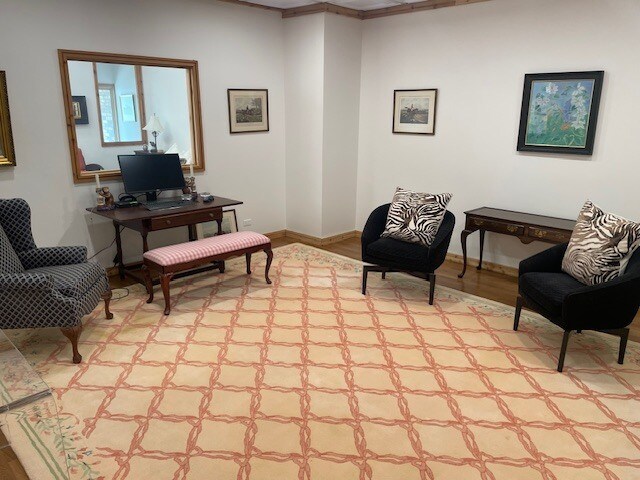 More Photos Of 14052 W Petronella Dr, Libertyville Office For Sale