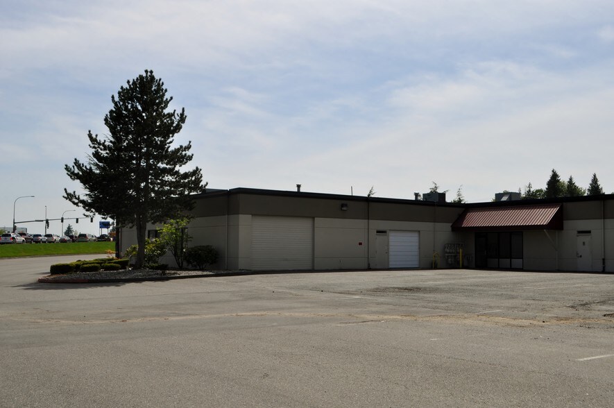 More Photos Of 8225 44th Ave W, Mukilteo Light Manufacturing For Lease