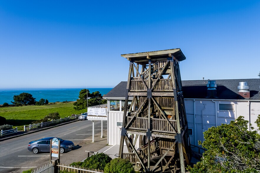 More Photos Of 45040 Main St, Mendocino Restaurant For Sale