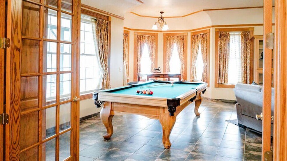 More Photos Of 352 MO-245, Dadeville Horse Stables For Sale