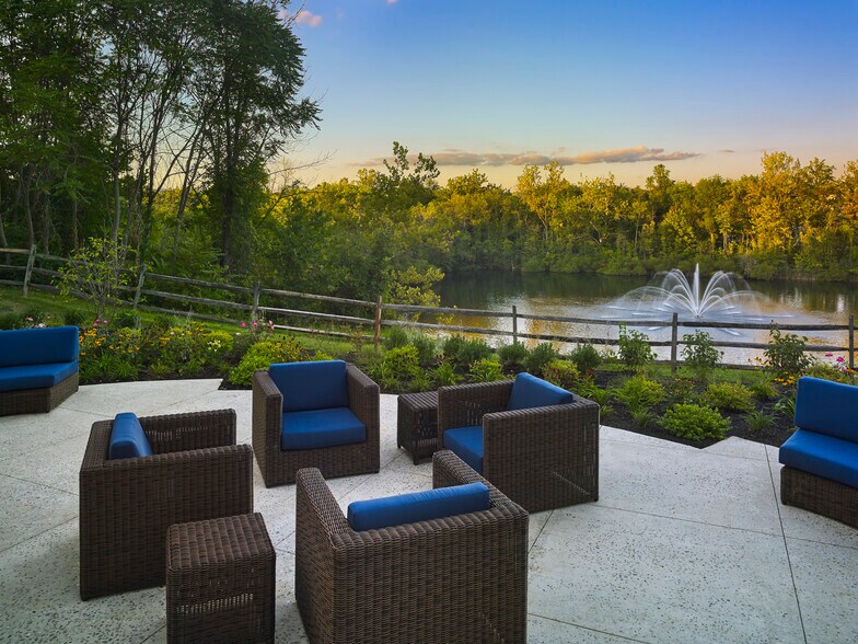 More Photos Of 1000 Westlakes Dr, Berwyn Unknown For Lease