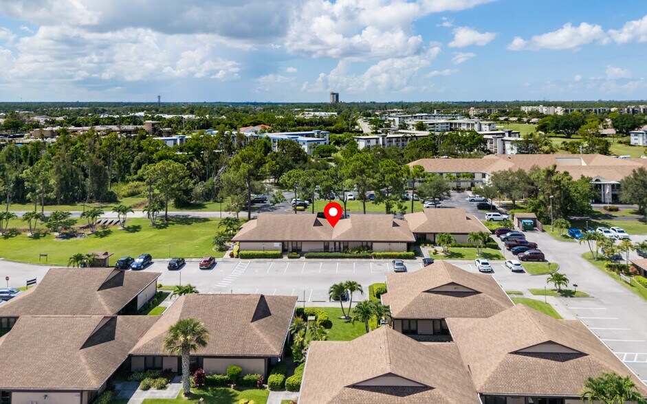 More Photos Of 12734 Kenwood Ln, Fort Myers Medical For Lease