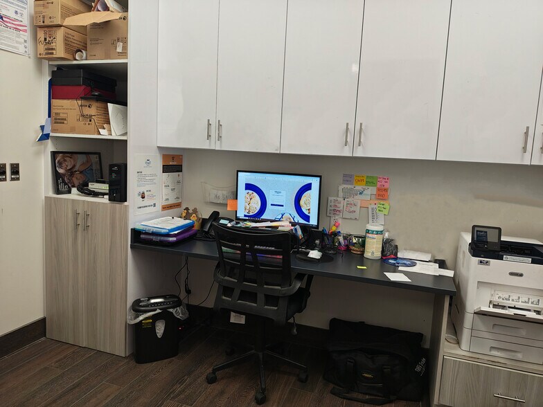 More Photos Of 5309 McPherson Blvd, Fort Worth General Retail For Lease