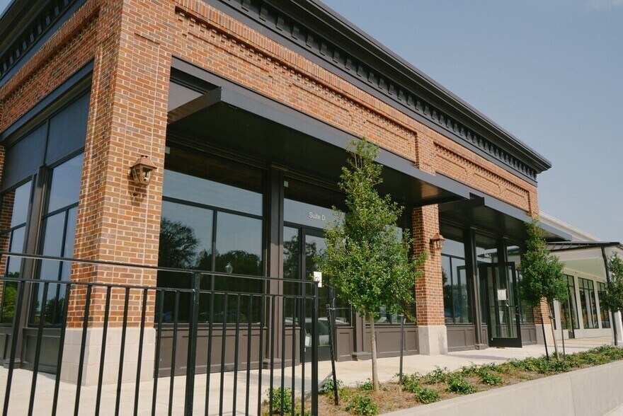 More Photos Of 100 Merchant St, Madison Unknown For Lease