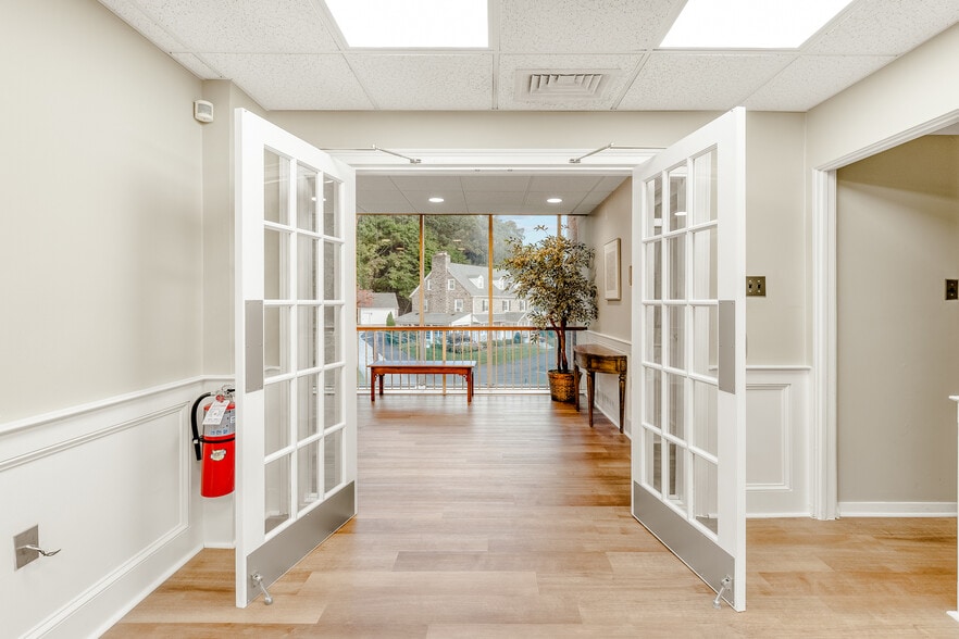 More Photos Of 1494 Old York Rd, Abington Medical For Lease