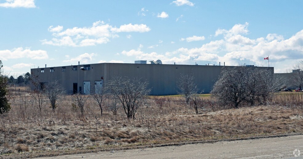 More Photos Of 364 Massey Rd, Guelph Manufacturing For Sale