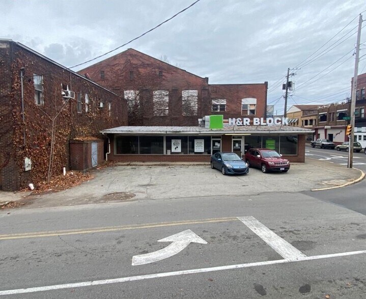 Primary Photo Of 25 E Penn St, Uniontown Storefront Retail Office For Lease