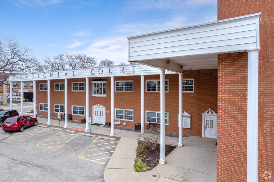 More Photos Of 1775 Glenview Rd, Glenview Medical For Sale