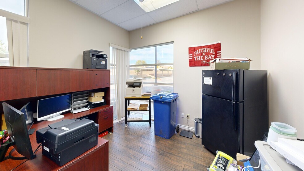 More Photos Of 5225 S Durango Dr, Las Vegas Medical For Sale
