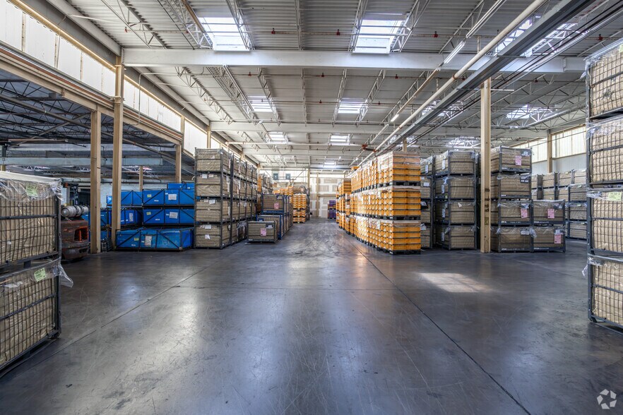 More Photos Of 1000 Elm St, Lagrange Industrial For Sale