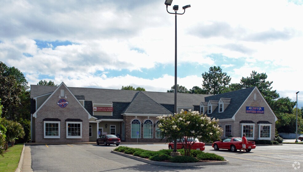 More Photos Of 1665-1675 Richmond Rd, Williamsburg General Retail For Sale