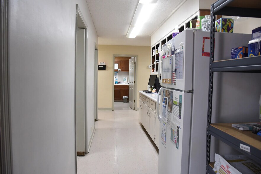 More Photos Of 2218 Beltline Rd SW, Decatur Medical For Sale