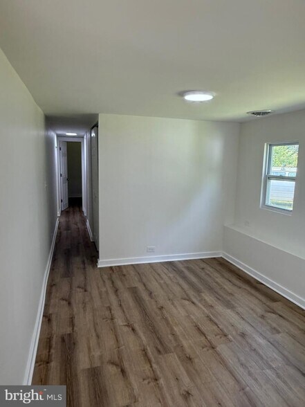 More Photos Of 14679 Coastal Hwy, Milton Office For Lease