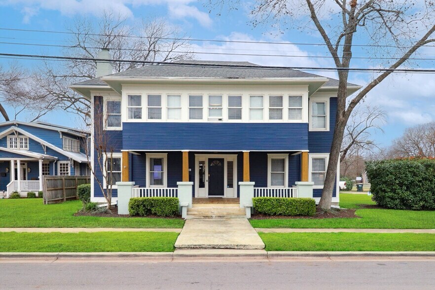 More Photos Of 1102 S Rock St, Georgetown Office Residential For Lease
