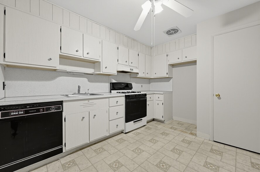 More Photos Of 175 N Vine St, Hazleton Apartments For Sale