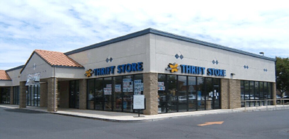 More Photos Of 1392 E Main St, Woodland Unknown For Lease