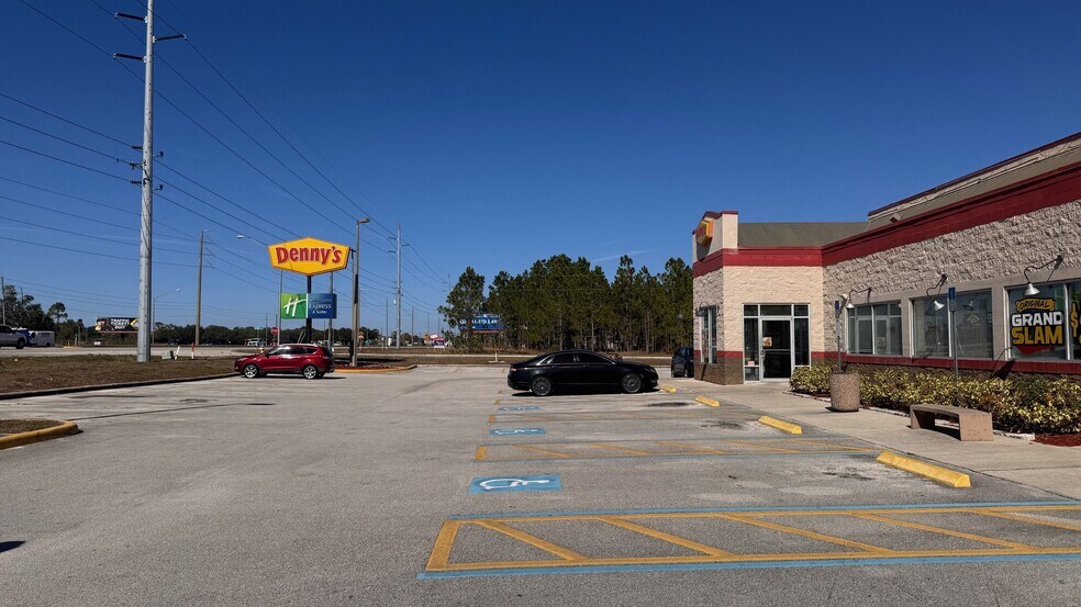 More Photos Of 4390 US Highway 27, Sebring Restaurant For Sale
