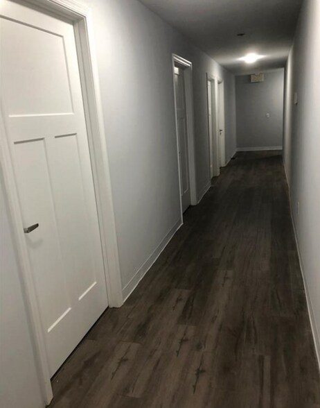 More Photos Of 1613 S Church St, Smithfield Office For Lease