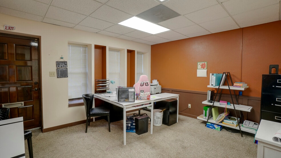 More Photos Of 311 W 24th St, Pueblo Office For Sale