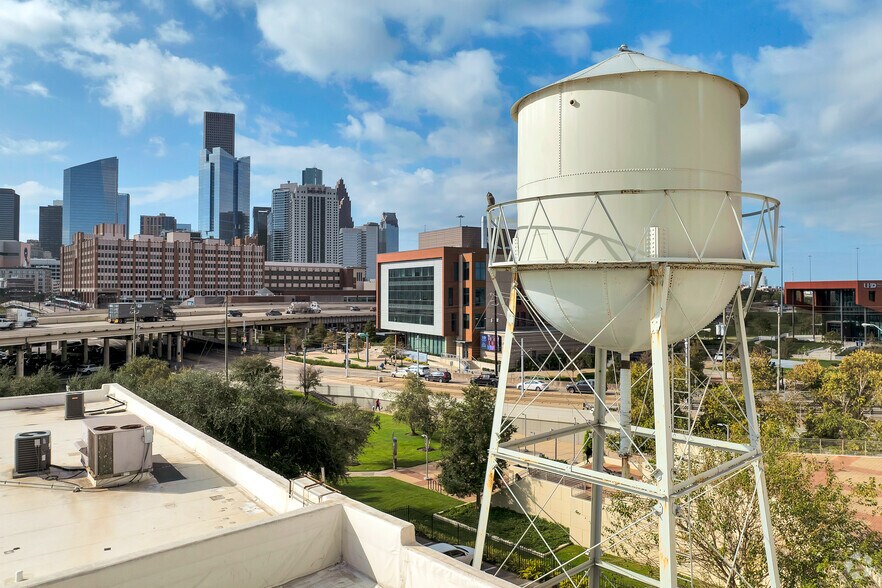 More Photos Of 1113 Vine St, Houston Loft Creative Space For Lease