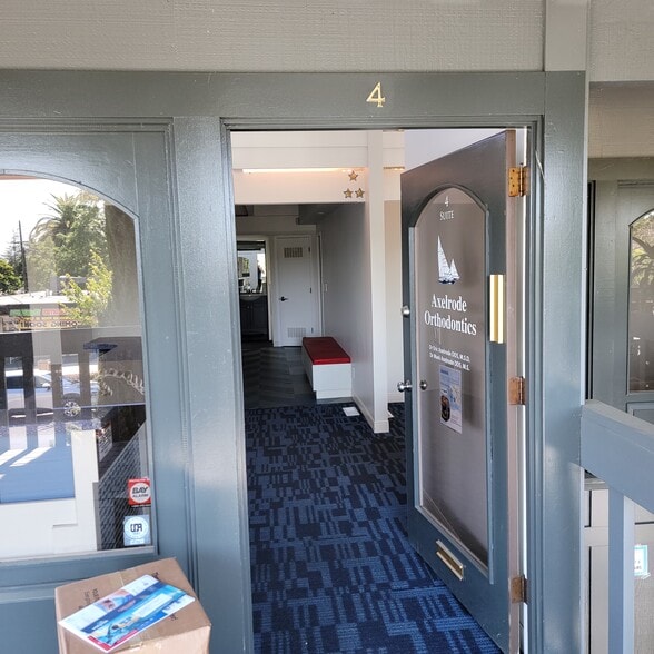More Photos Of 1075 1st St, Benicia Medical For Lease