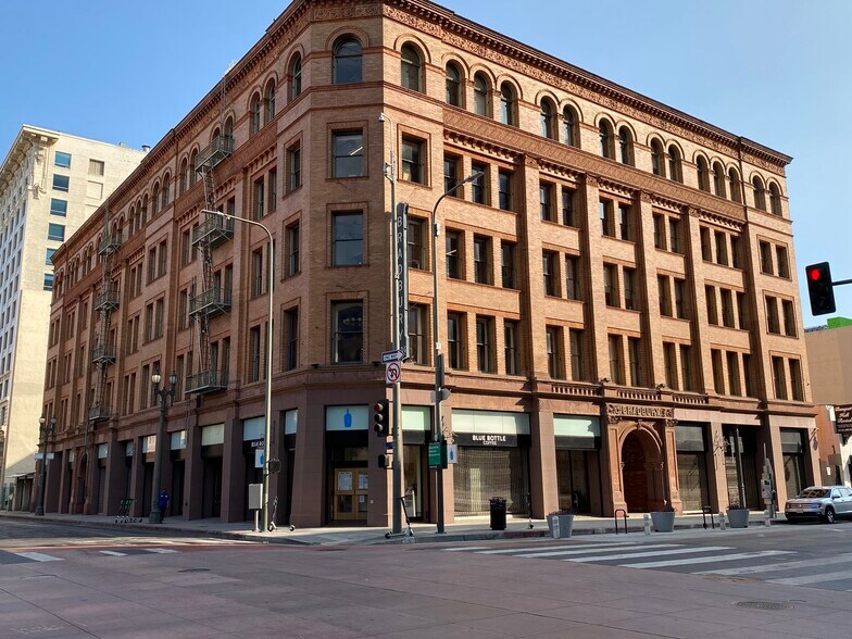 More Photos Of 300-310 S Broadway, Los Angeles Coworking Space