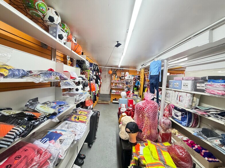 More Photos Of 4810 69th St, Woodside Storefront Retail Residential For Sale