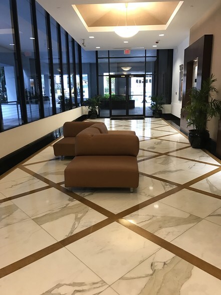 More Photos Of 1110 Brickell Ave, Miami Office For Lease