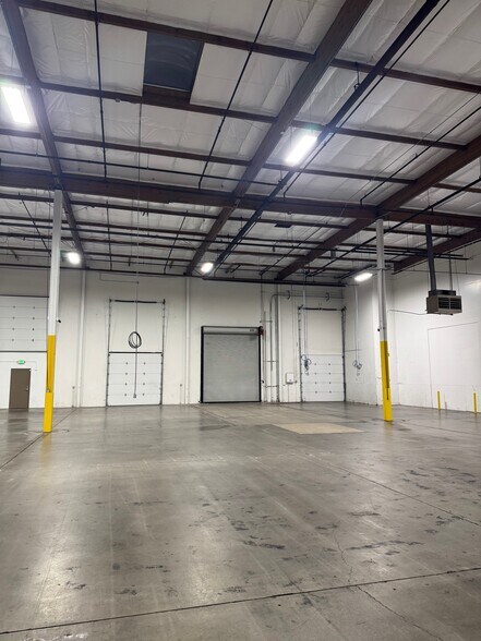 More Photos Of 860 Bergin Way, Sparks Industrial For Lease