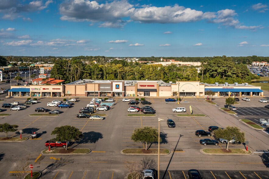More Photos Of 218-258 Highway 17, North Myrtle Beach Restaurant For Lease