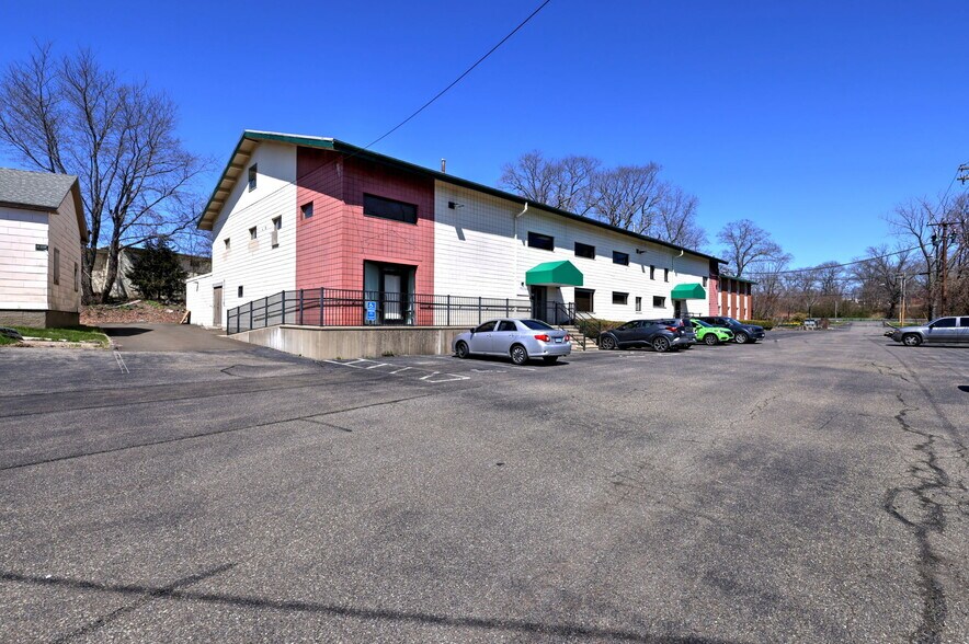 More Photos Of 284 Racebrook Rd, Orange Office For Sale