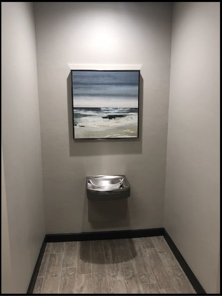 More Photos Of 1215 Crossroads Blvd, Norman Medical For Lease