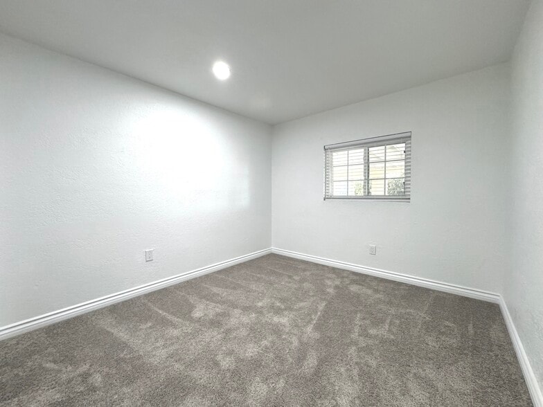 More Photos Of 17180 Wood Rd, Riverside Land For Sale