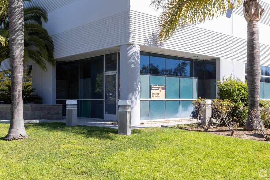 More Photos Of 1100 Graves Ave, Oxnard Manufacturing For Lease