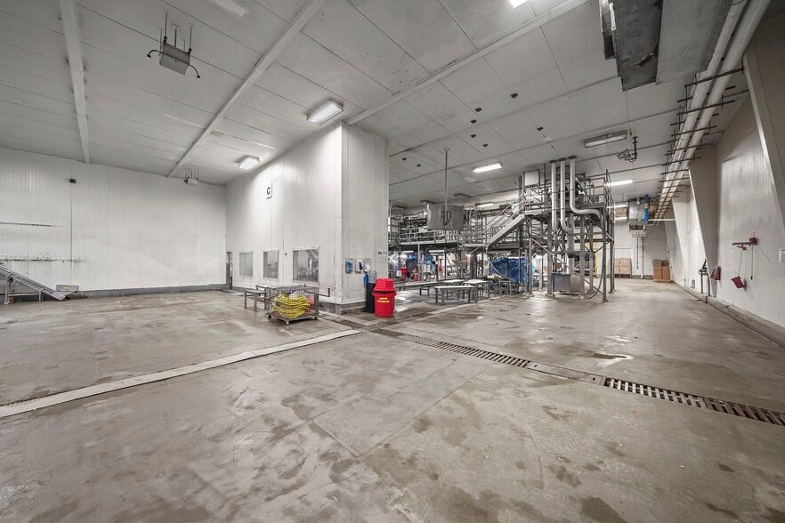 More Photos Of 830 Sycamore Rd, Arvin Refrigeration Cold Storage For Lease