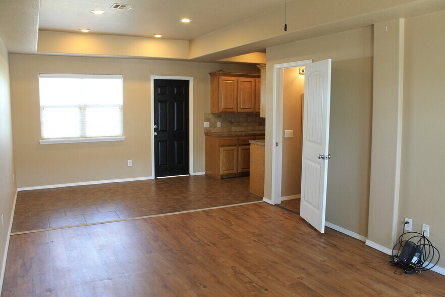 More Photos Of 7295 E HWY 270, Mcalester Apartments For Sale